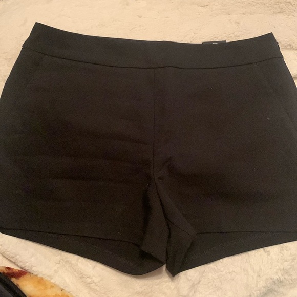 Express shorts - Picture 1 of 6